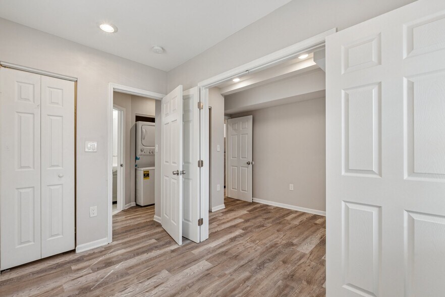 More Photos Of 430 Condon Ter SE, Washington Apartments For Sale