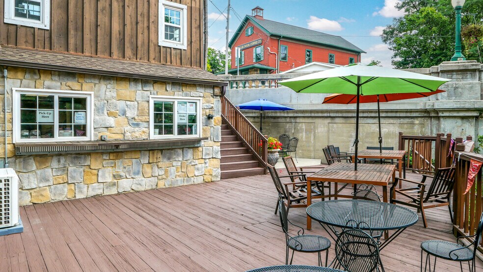 More Photos Of 8148 Main St, Garrettsville Restaurant For Sale