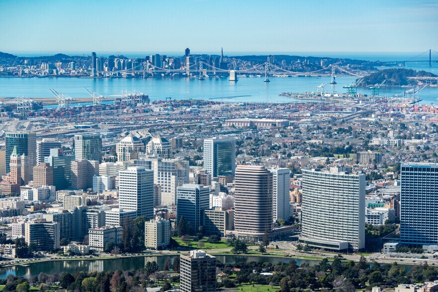 More Photos Of 1999 Harrison St, Oakland Office For Lease