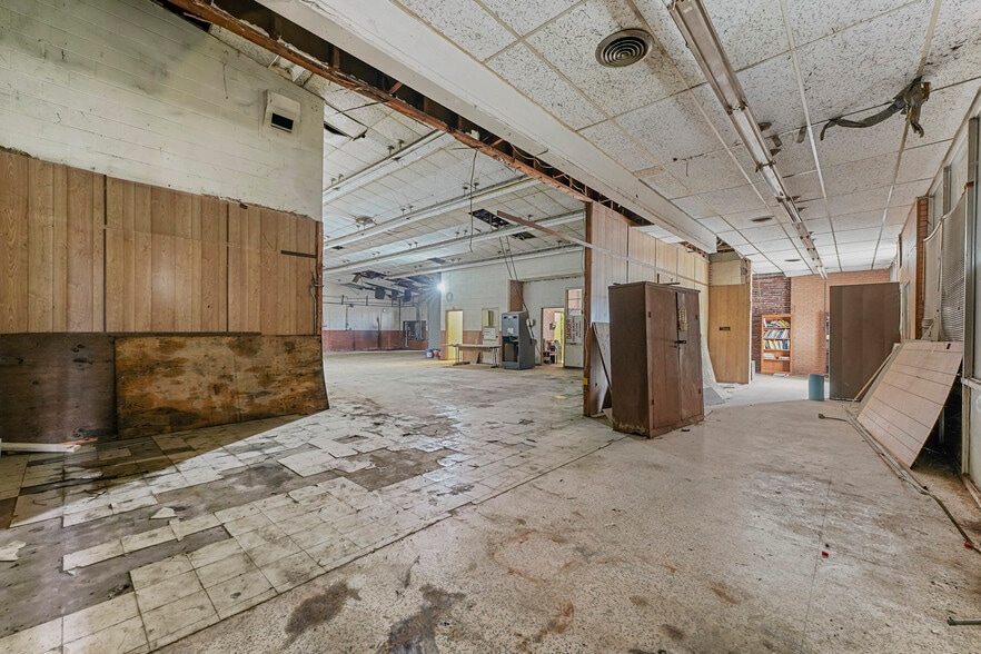 More Photos Of 16144 Market St, Channelview Manufacturing For Sale