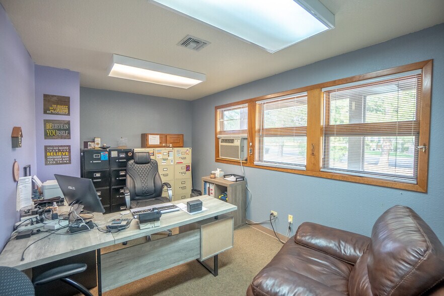 More Photos Of 461 Tyler Ave, Louisville Schools For Lease