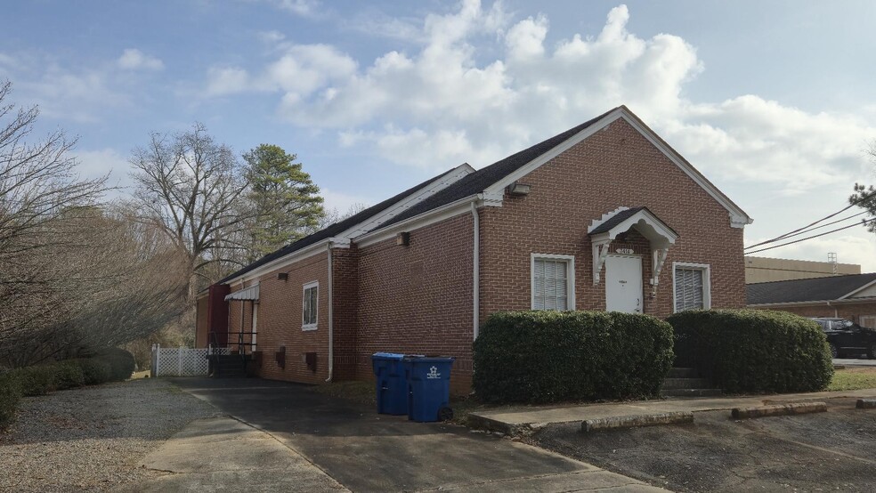 More Photos Of 3414 Howell St, Duluth Distribution For Sale