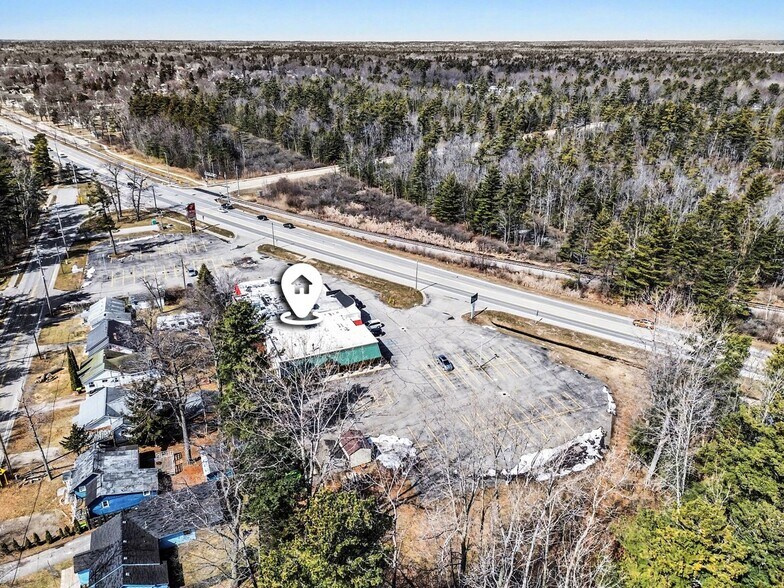 More Photos Of 1222 N US 23, East Tawas Restaurant For Sale