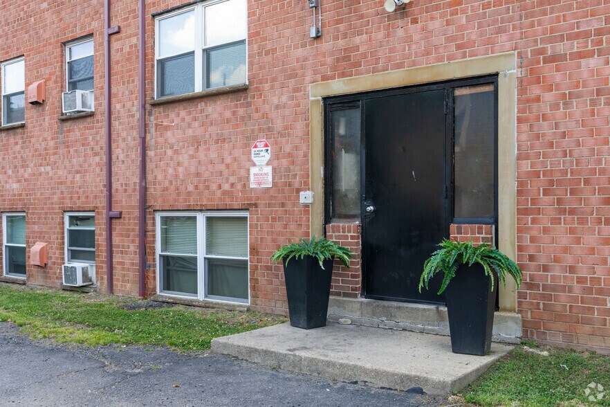 More Photos Of 4919 A St SE, Washington Apartments For Sale