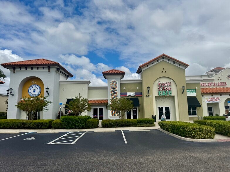 More Photos Of 4011 Tampa Rd, Oldsmar Unknown For Lease