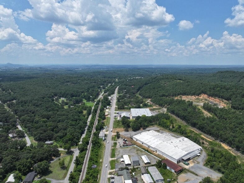 More Photos Of 8328 Macarthur Dr, North Little Rock Manufacturing For Lease