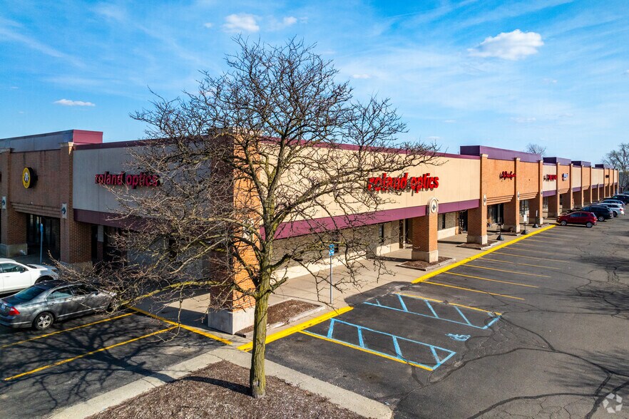 More Photos Of 6525-6575 Telegraph Road, Bloomfield Township Unknown For Lease