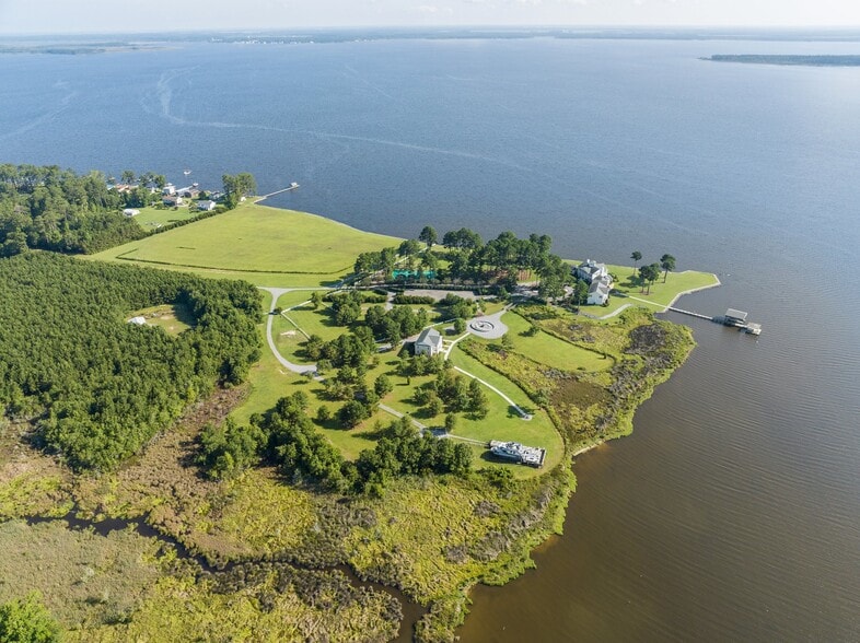 More Photos Of 220 Pungo Shores, Belhaven Lodge Meeting Hall For Sale