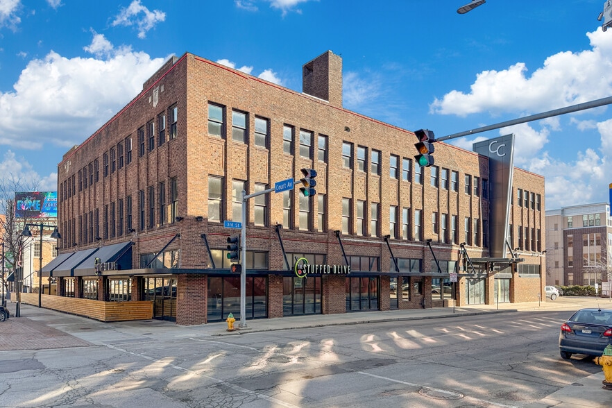 More Photos Of 216 Court Ave, Des Moines General Retail For Sale