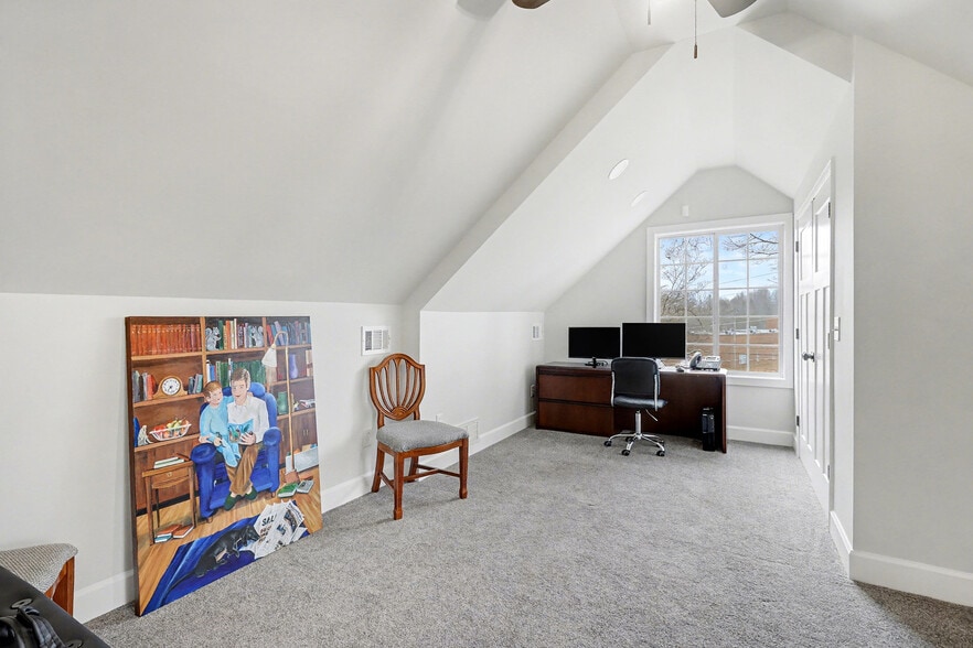 More Photos Of 783 Grove St N, Dahlonega Office For Sale