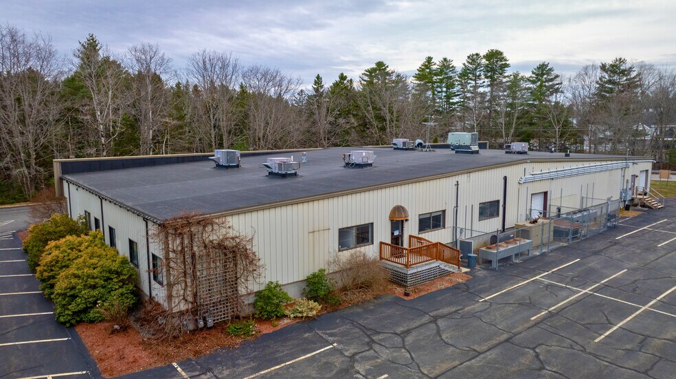 More Photos Of 4 Industrial Pky, Brunswick Manufacturing For Lease