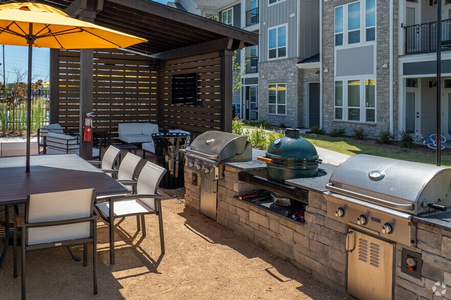 More Photos Of 400 Alex Ridge Dr, Fuquay Varina Apartments For Lease