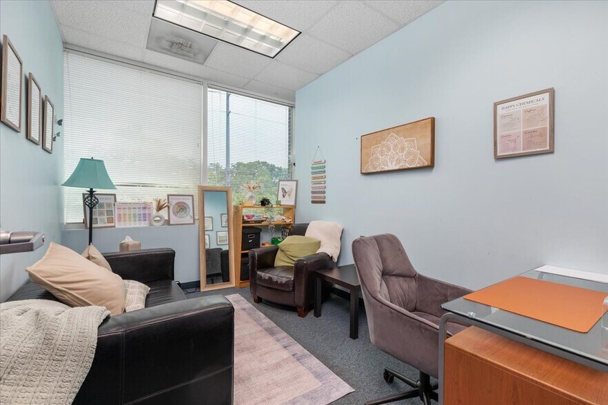 More Photos Of 8140 Ashton Ave, Manassas Medical For Sale