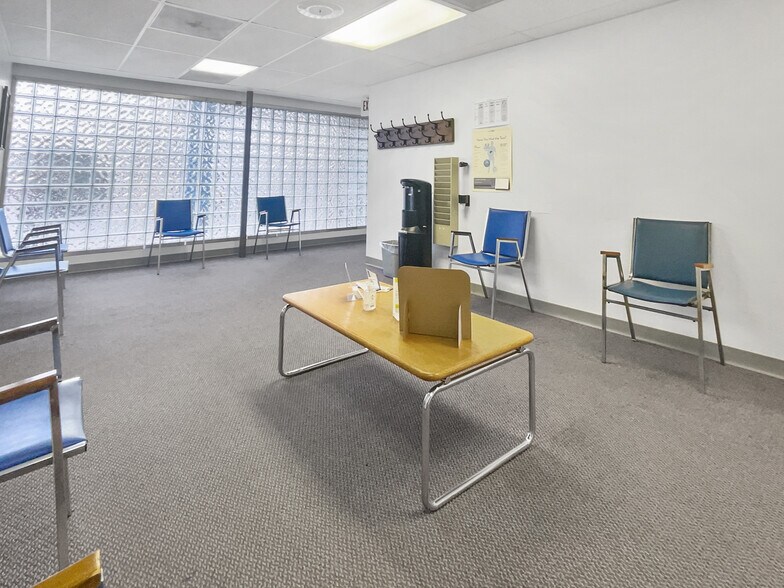 More Photos Of 608 N High St, Millville Medical For Sale