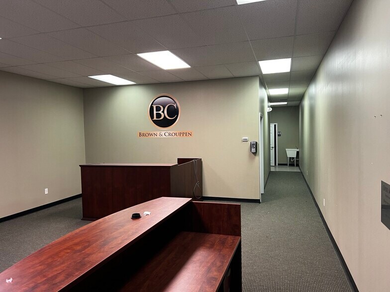 More Photos Of 5200 N Illinois St, Fairview Heights Unknown For Lease