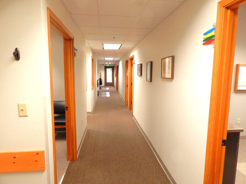 More Photos Of 277 Medical Loop, Roseburg Medical For Lease