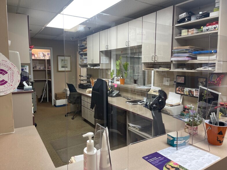 More Photos Of 281 Summerhill Rd, East Brunswick Office For Lease