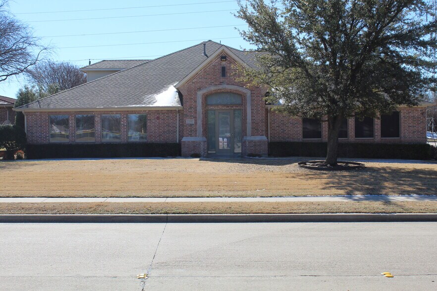 More Photos Of 5208 Village Creek Dr, Plano Office For Lease