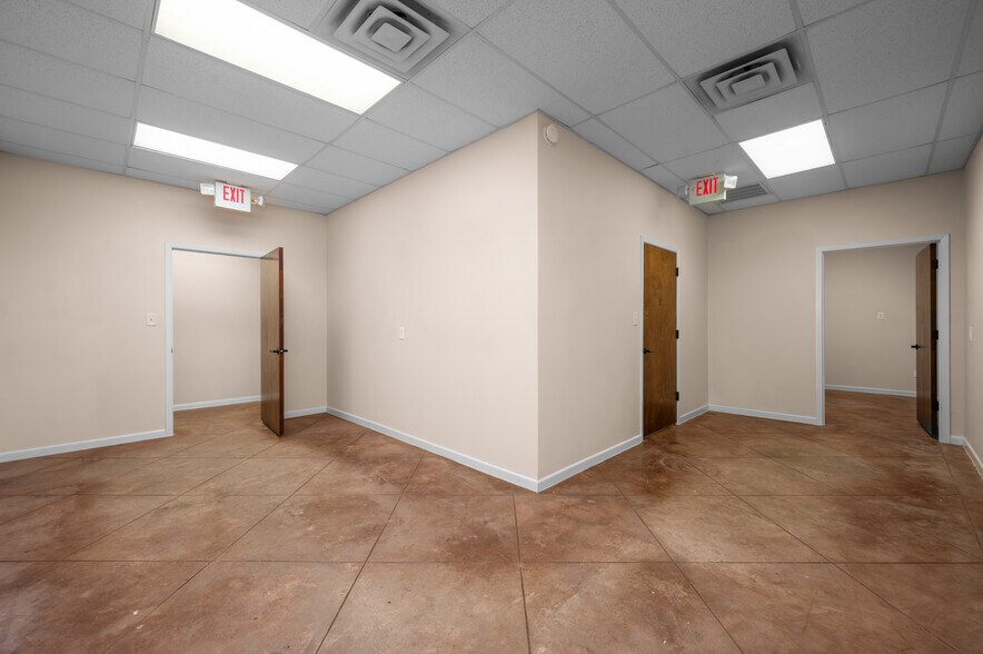 More Photos Of 126 W Cedar Bayou Lynchburg Rd, Baytown Medical For Sale