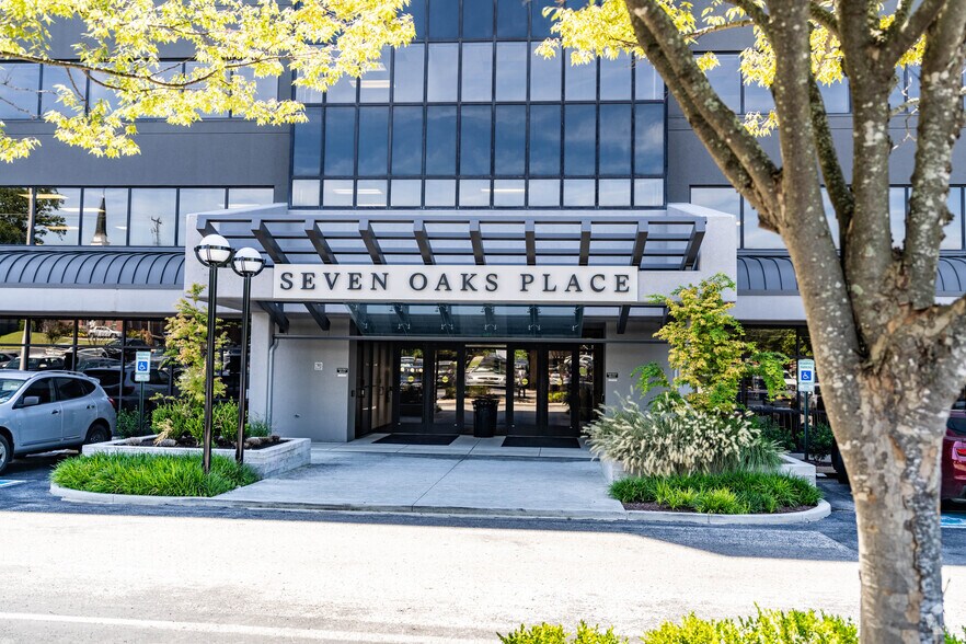 More Photos Of 1321 Murfreesboro Pike, Nashville Office For Lease