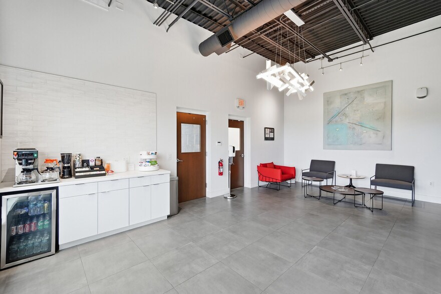 More Photos Of 1650 US Highway 1 S, Saint Augustine Office For Lease