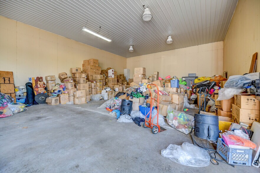 More Photos Of 820 Railroad St, Bloomsburg Warehouse For Sale