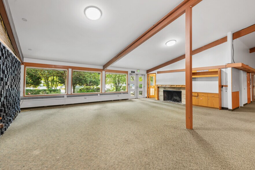 More Photos Of 752 108th Ave NE, Bellevue Religious Facility For Lease
