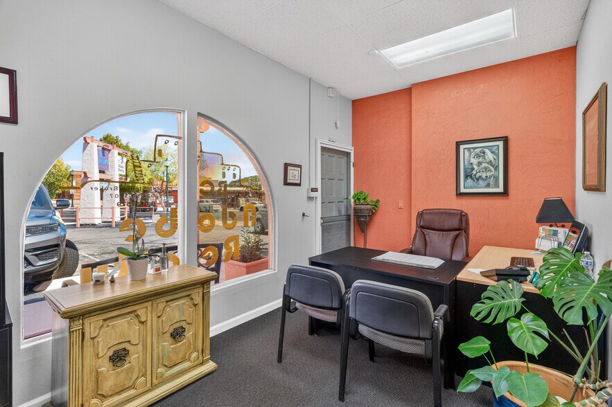 More Photos Of 400 Nevada Way, Boulder City General Retail For Sale