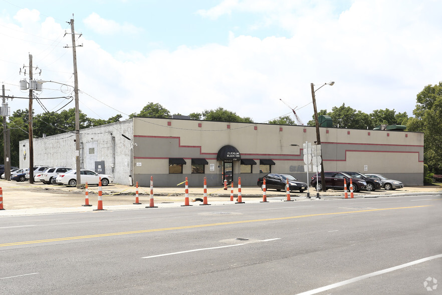 Primary Photo Of 836 Broadway Ave, Cleveland Manufacturing For Sale