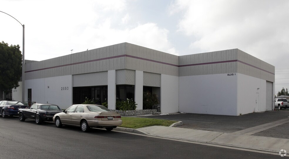 Primary Photo Of 2850 E Via Martens, Anaheim Warehouse For Lease