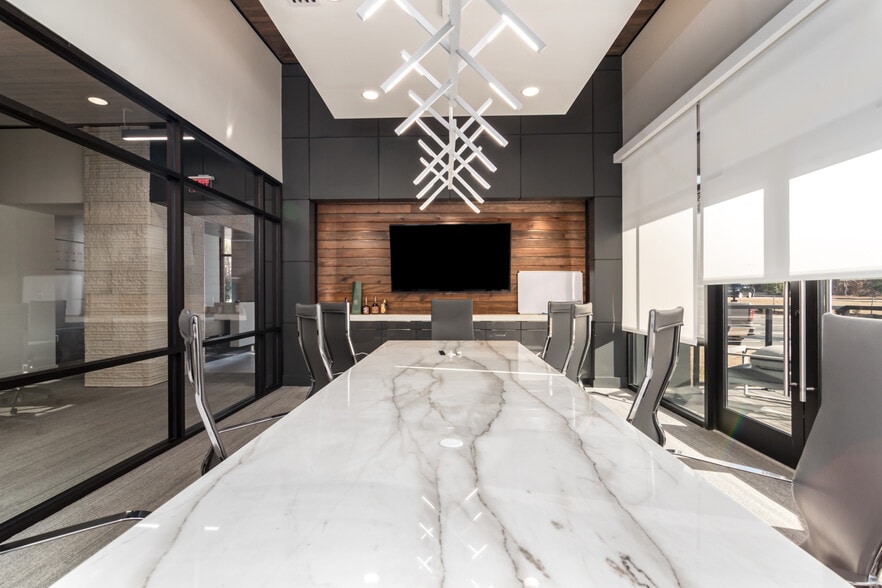 More Photos Of 15315 Kanis Rd, Little Rock Office For Sale