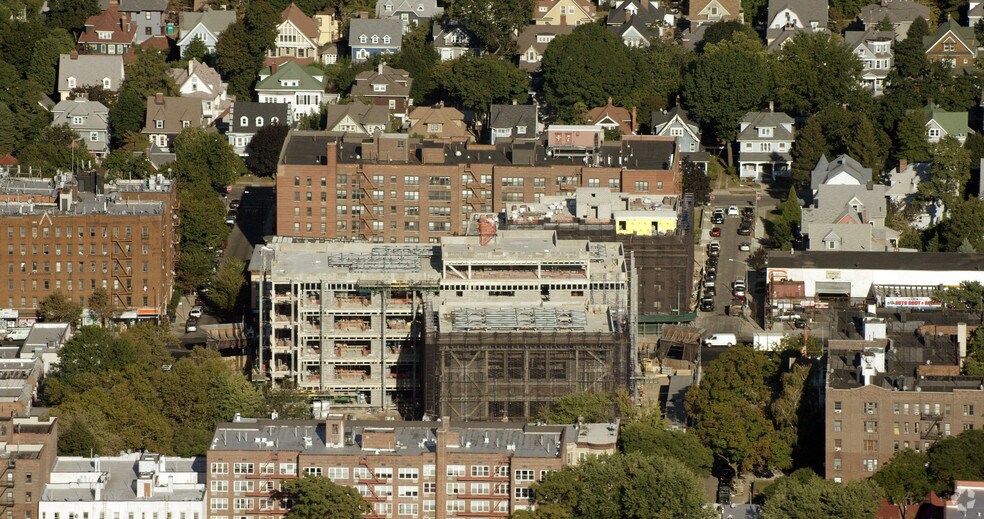 More Photos Of 527 Coney Island Ave, Brooklyn Apartments For Lease