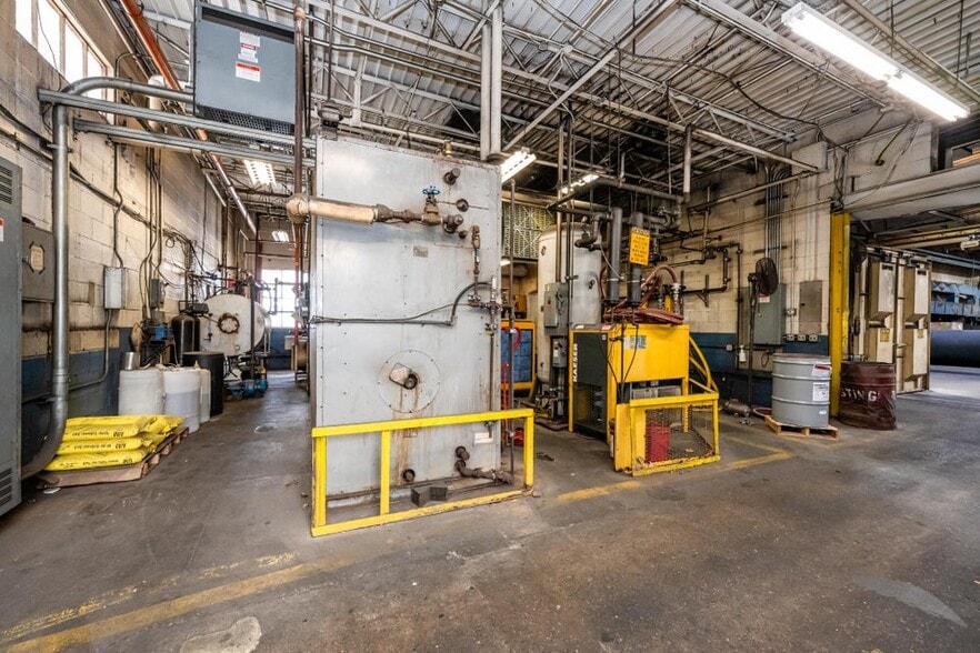 More Photos Of 521 Langley Ave, Saint Joseph Industrial For Sale
