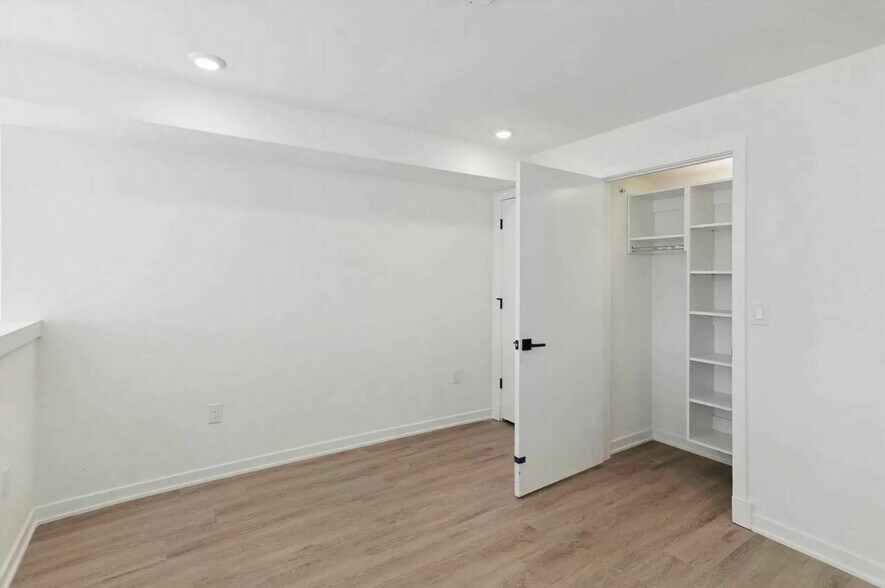 More Photos Of 500 N 13th St, Philadelphia Multifamily For Sale