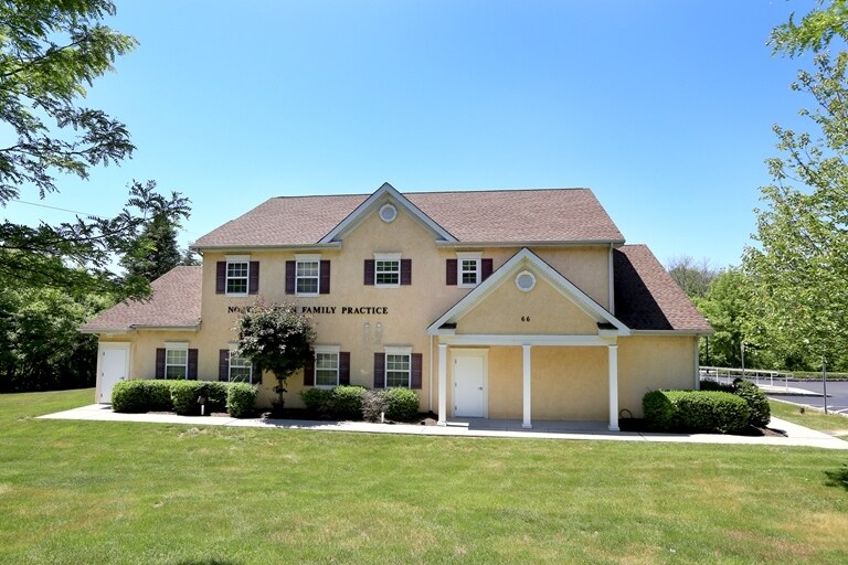 More Photos Of 66 Buck Rd, Southampton Medical For Lease