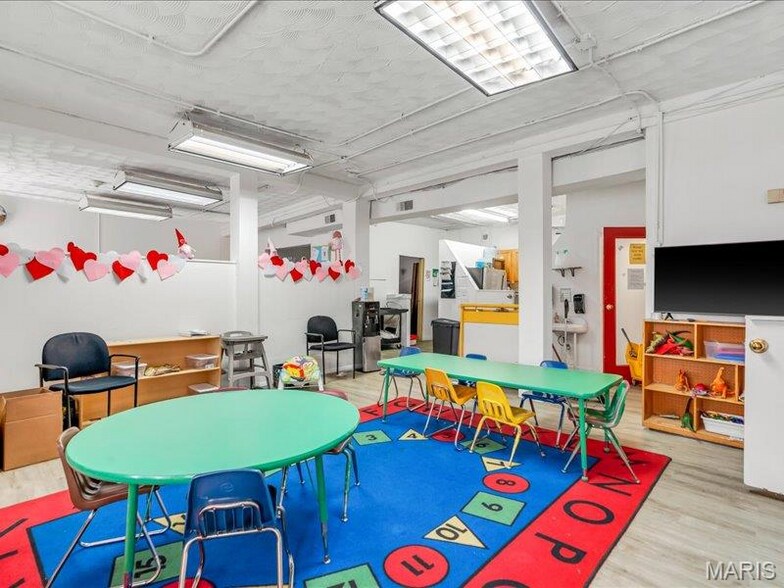 More Photos Of 8035 N Broadway, Saint Louis Daycare Center For Sale