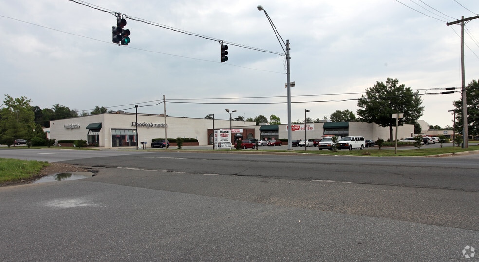 Primary Photo Of 4382 Crain Hwy, White Plains Unknown For Lease