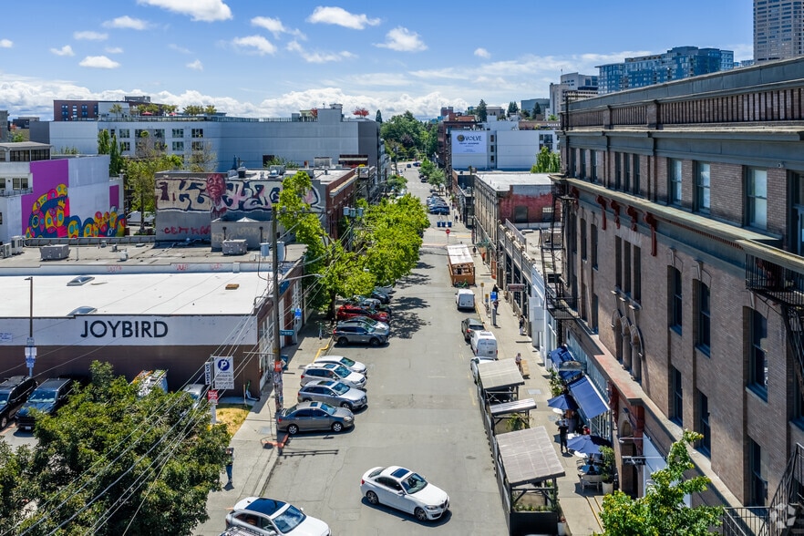 More Photos Of 1514 10th Ave, Seattle Storefront For Lease