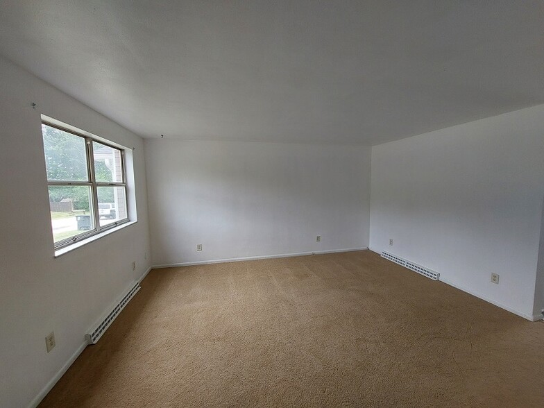 More Photos Of 435 Woodland Ave, Steubenville Apartments For Sale