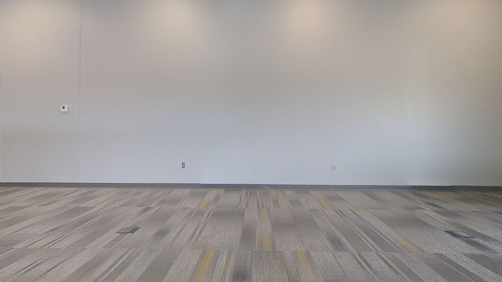 More Photos Of 1304 Technology Pky, Cedar Falls Office Residential For Lease