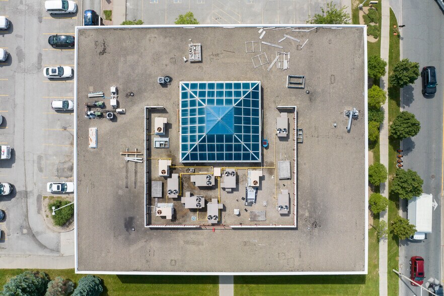 More Photos Of 7828 Kennedy Rd, Markham Office For Lease