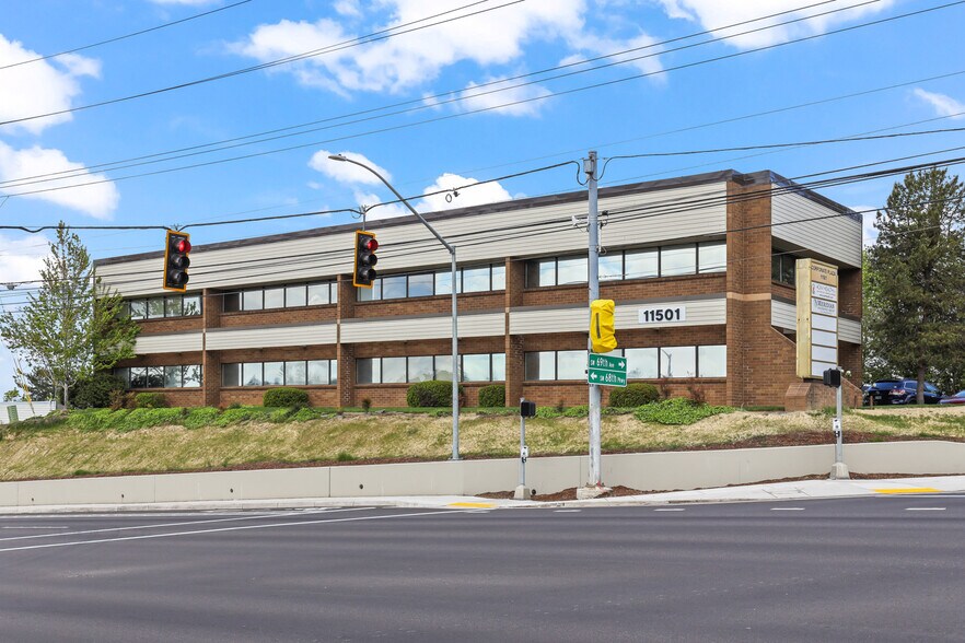 More Photos Of 11501 SW Pacific Hwy, Tigard Office For Lease