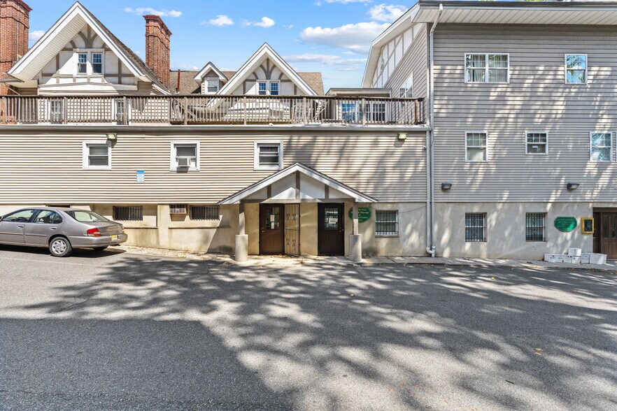 More Photos Of 461-467 Mount Prospect Ave, Newark Medical For Sale