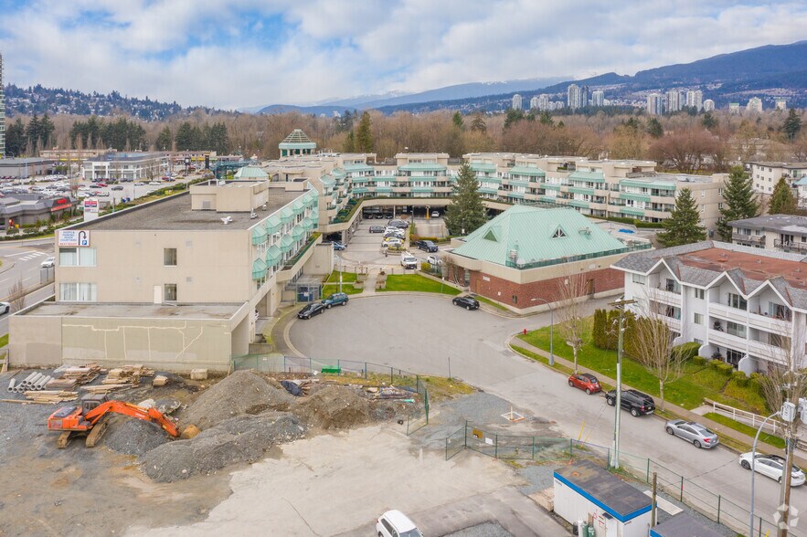 More Photos Of 2099 Lougheed Hwy, Port Coquitlam Apartments For Lease