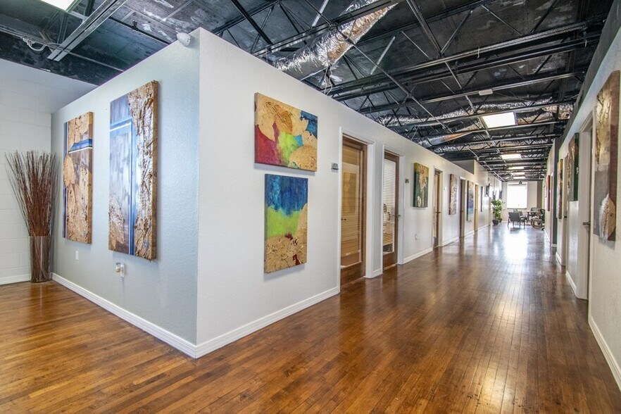 More Photos Of 3104 N Armenia Ave, Tampa Coworking Space