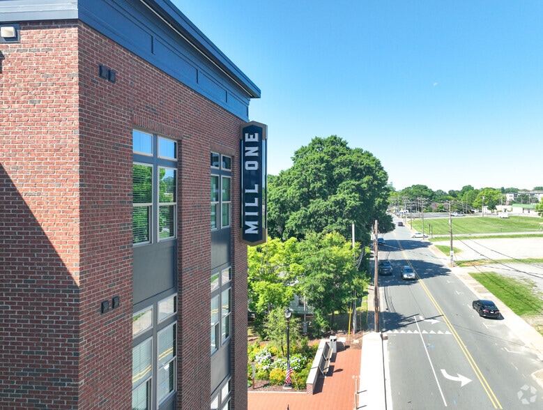 More Photos Of 201 N Church St, Mooresville Apartments For Lease