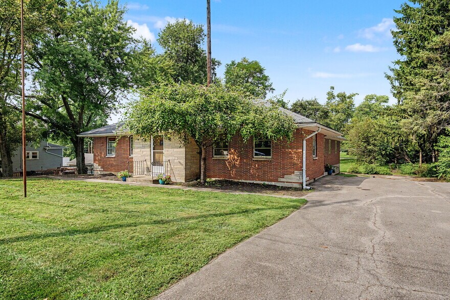 More Photos Of 1599 N Central Dr, Beavercreek Office For Sale