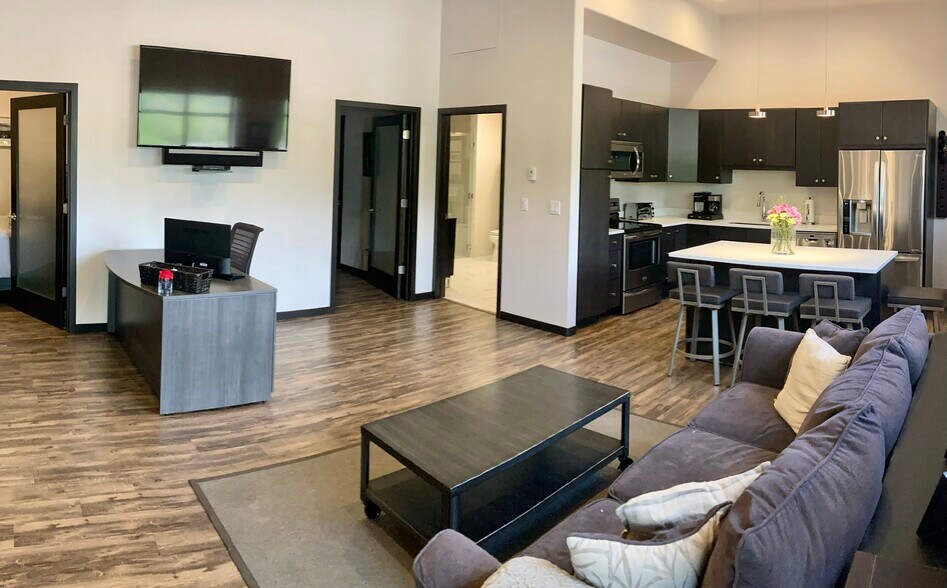 More Photos Of 2550 Highway 82, Glenwood Springs Showroom For Sale