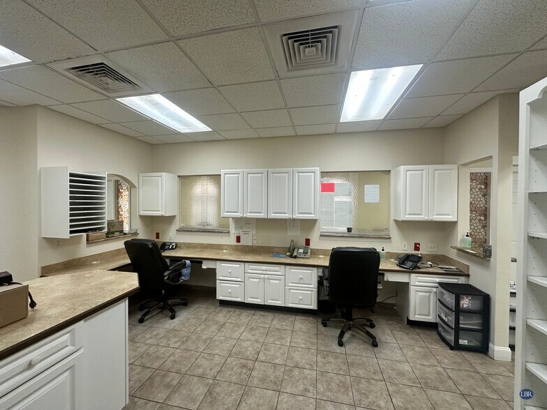 More Photos Of 1910 US Highway 1, Rockledge Medical For Lease