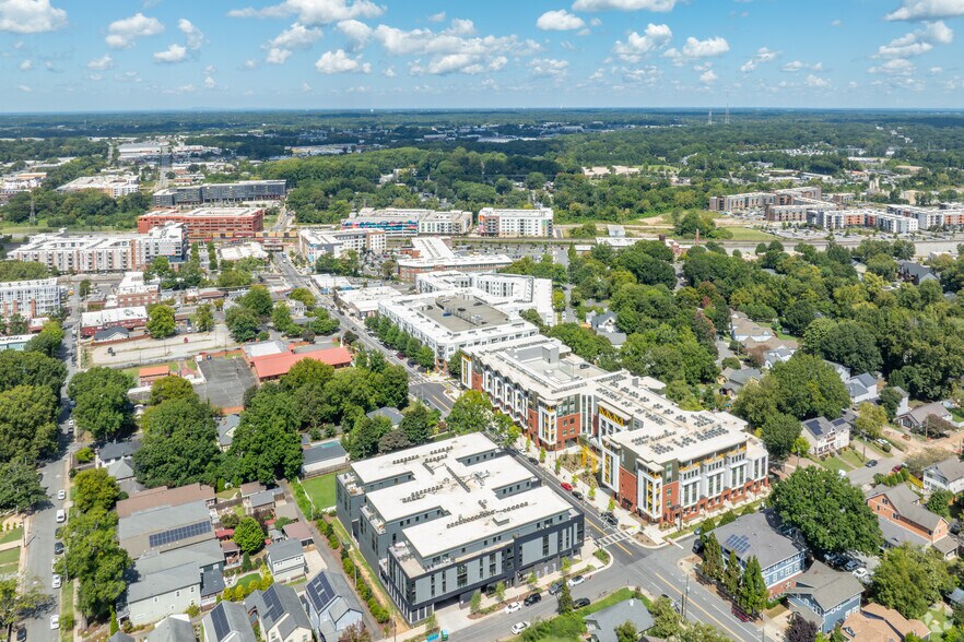 More Photos Of 715 E 36th St, Charlotte Apartments For Lease